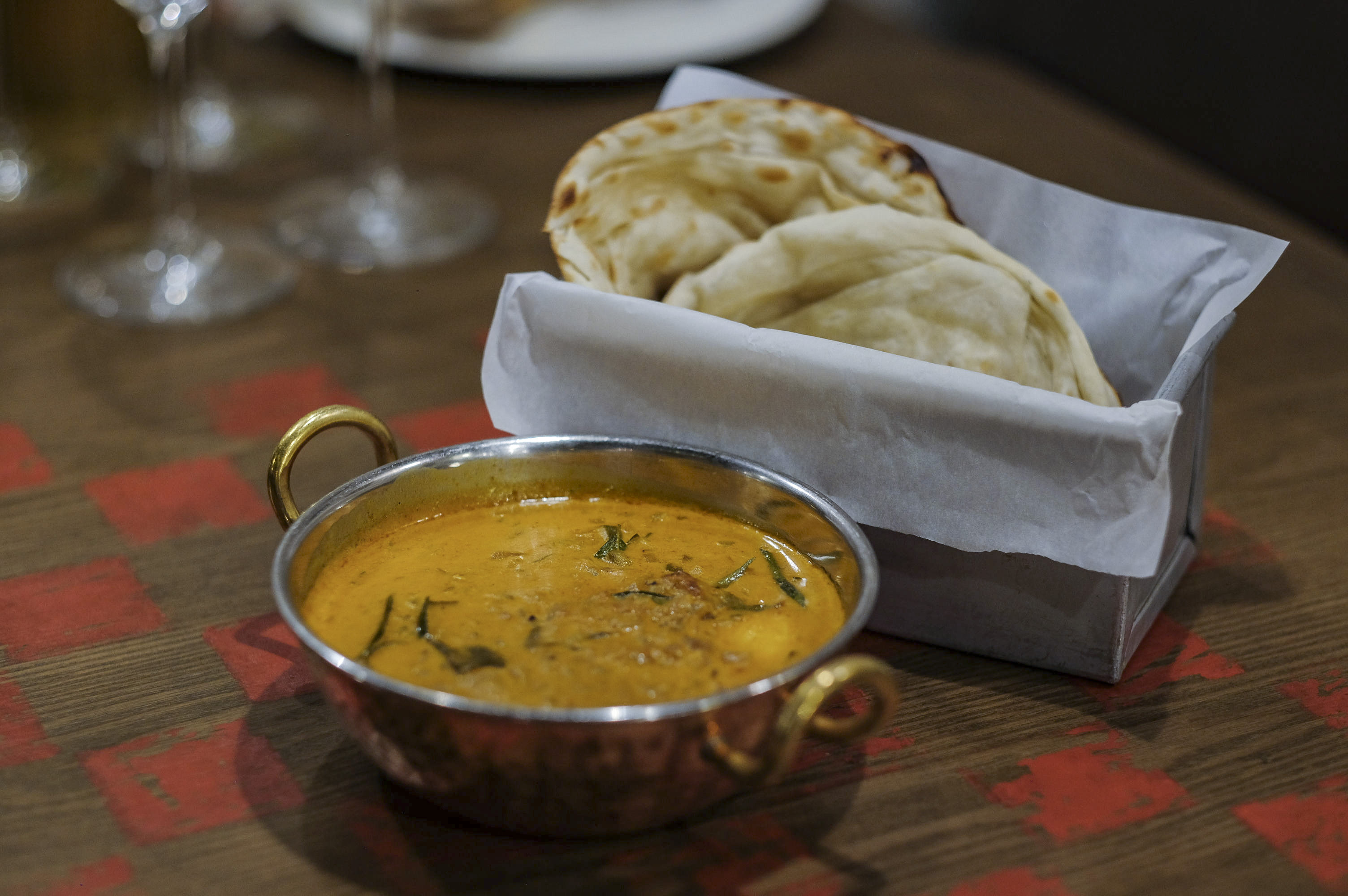 Kerala fish curry with butter naan at Chaiwala. Photo: Tory Ho