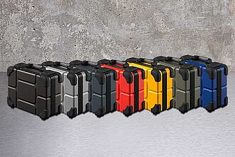 Kunststoffkoffer in unterschiedlichen Farben